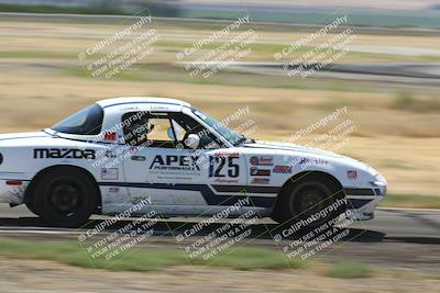 media/Jun-01-2024-CalClub SCCA (Sat) [[0aa0dc4a91]]/Group 3/Race/